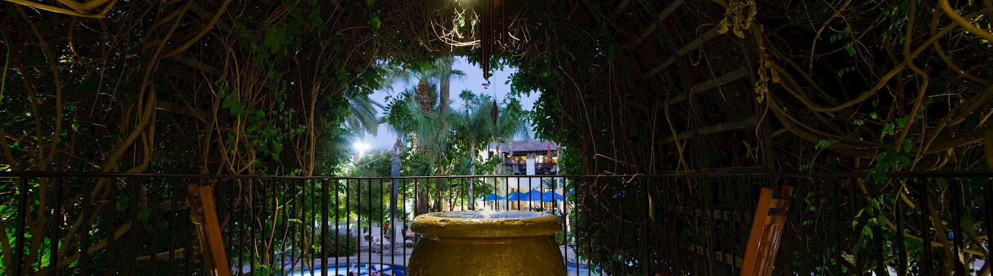 Evenings Salon Balcony