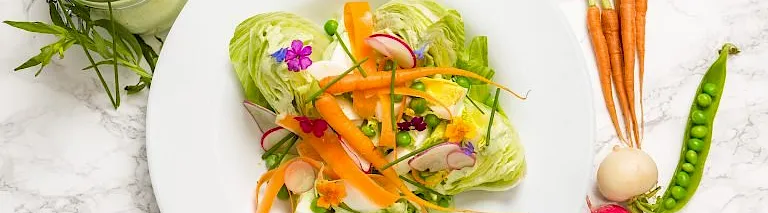 salad-768x512